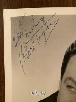 Robert Taylor Signed Autographed Photo w COA Ivanhoe Waterloo Bridge Quo Vadis
