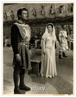 Robert Taylor Signed Photograph