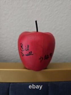 Twilight Cast SIGNED Apple Robert Pattinson Autograph Kristen Stewart Auto