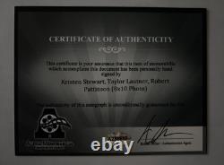 Twilight Robert Pattinson, Kristen Stewart, Taylor Lautner Autographed Photo COA