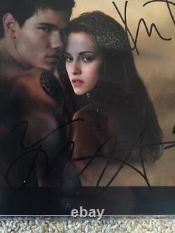 Kristen Stewart, Robert Pattinson et Taylor Lautner Twilight signé 8x10 ASA