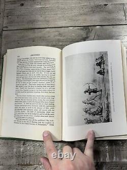 Livre de sport antique de 1926 sur le tir à l'arc signé par Robert P. Elmer à Homer Taylor