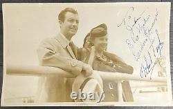 Photo signée de Barbara Stanwyck et Robert Taylor des années 1940 à 20 000 $ avec CoA