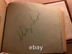 Shirley Temple Page Rarement Signée Années 40 Grande Provenance Grauman's Chinese