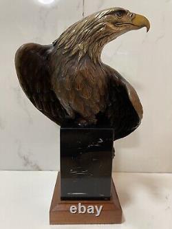 Vigilance 16 Aigle Royal Américain Sculpture en Bronze Signée Robert Taylor 30 lb