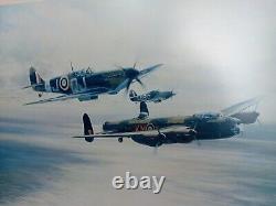 Vol commémoratif - Impression signée de Robert Taylor Spitfire Hurricane Lancaster